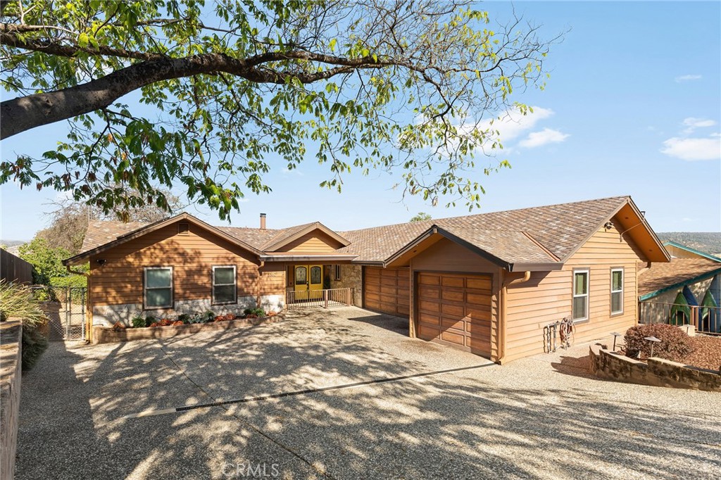 5360 Treasure Hill Property Photo 8