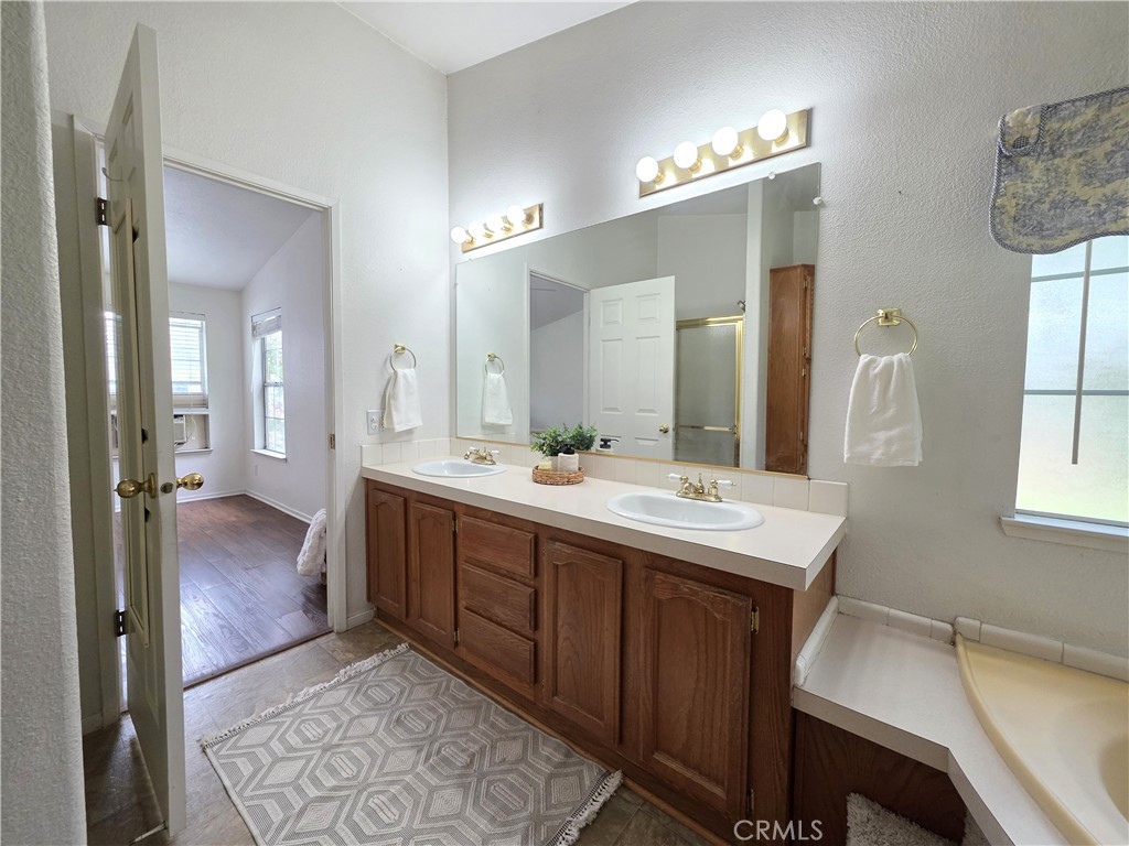350 Gilmore Rd 111 Property Photo 20