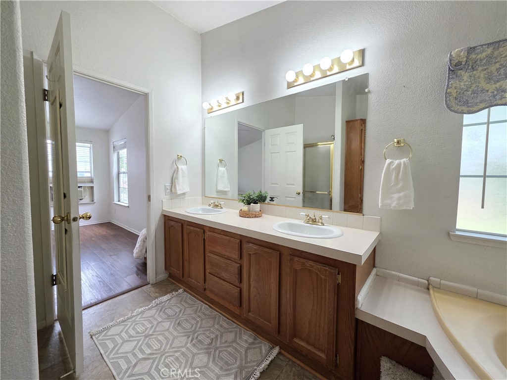350 Gilmore Rd 111 Property Photo 20
