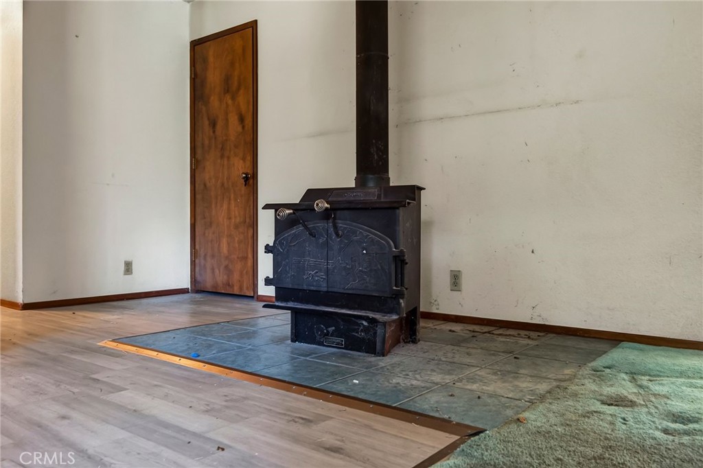 10572 Mooney Flat Property Photo 12