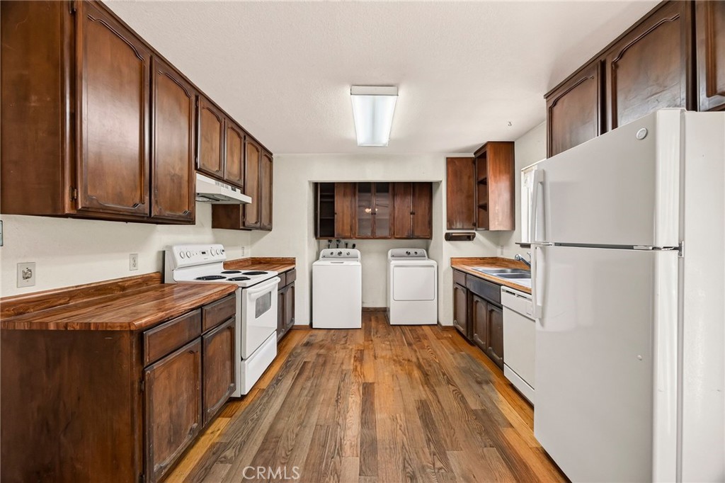 10572 Mooney Flat Property Photo 16