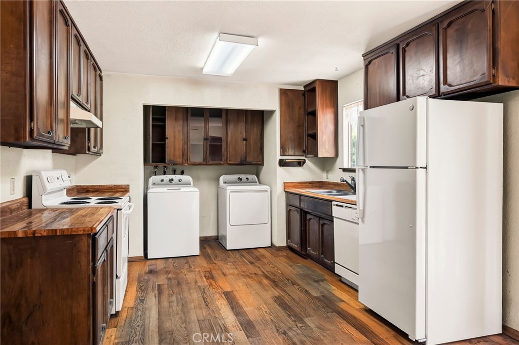 10572 Mooney Flat Property Photo 17