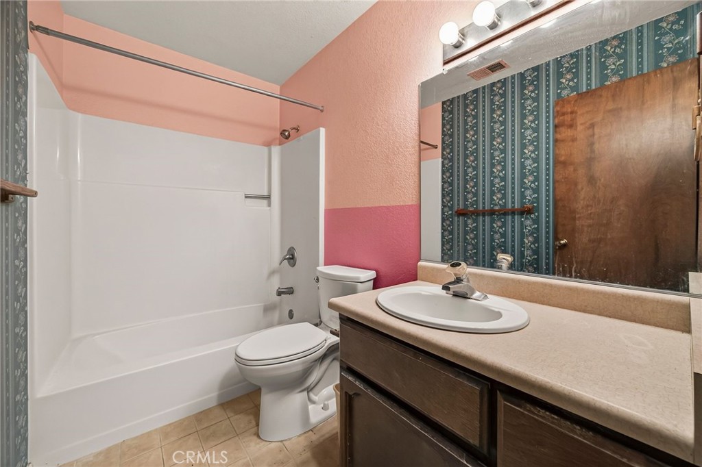 10572 Mooney Flat Property Photo 24