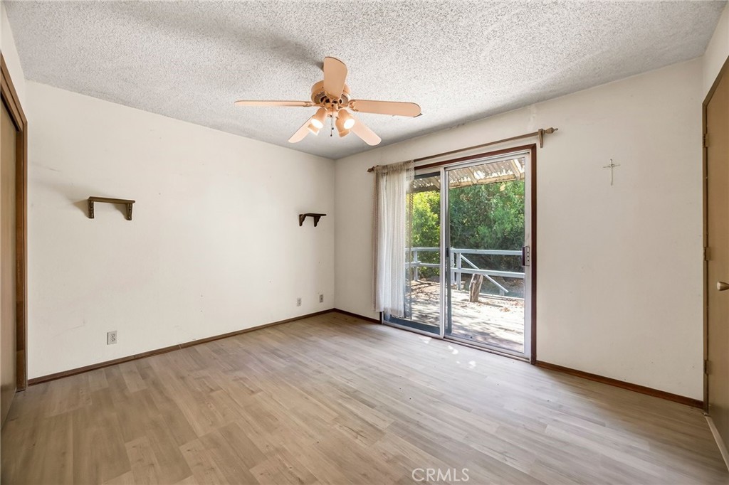 10572 Mooney Flat Property Photo 29