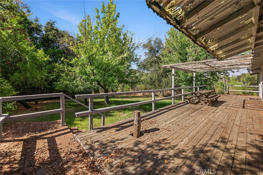 10572 Mooney Flat Property Photo 35
