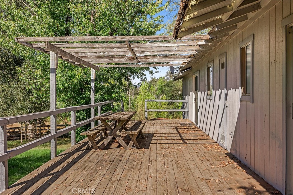 10572 Mooney Flat Property Photo 36