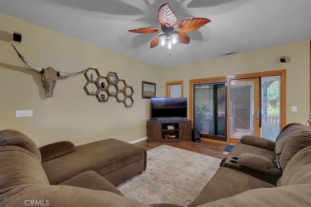 2760 Duncan Property Photo 12