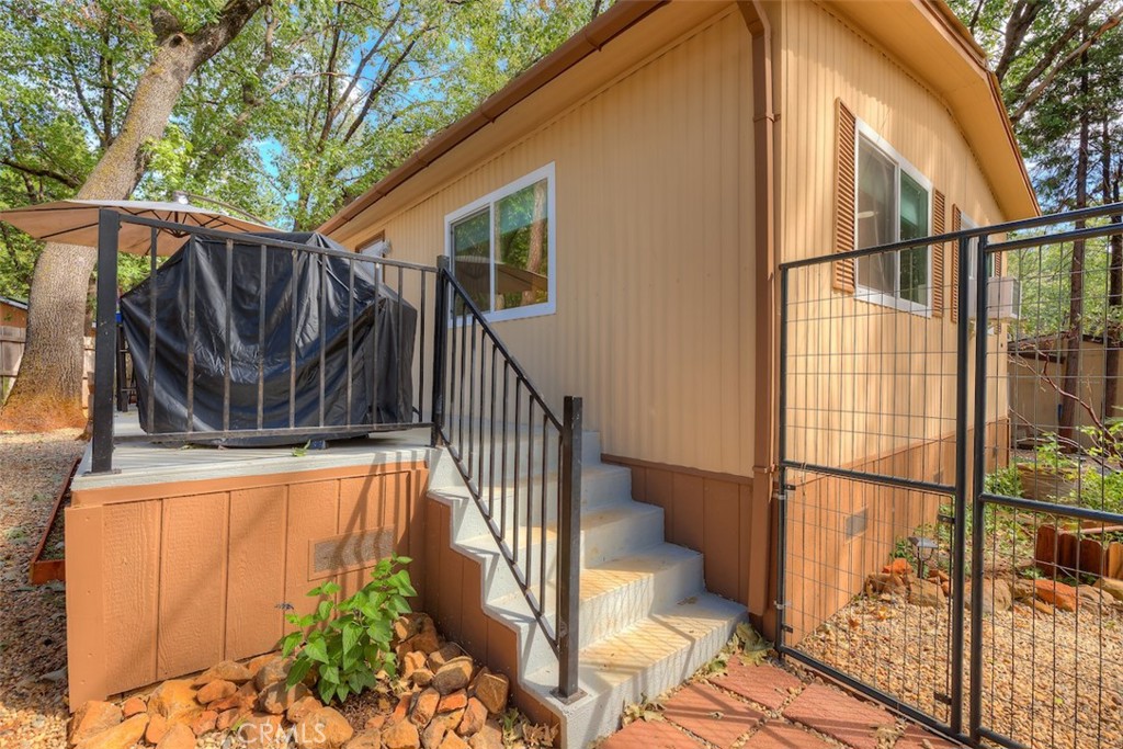 14212 Wycliff Property Photo 4
