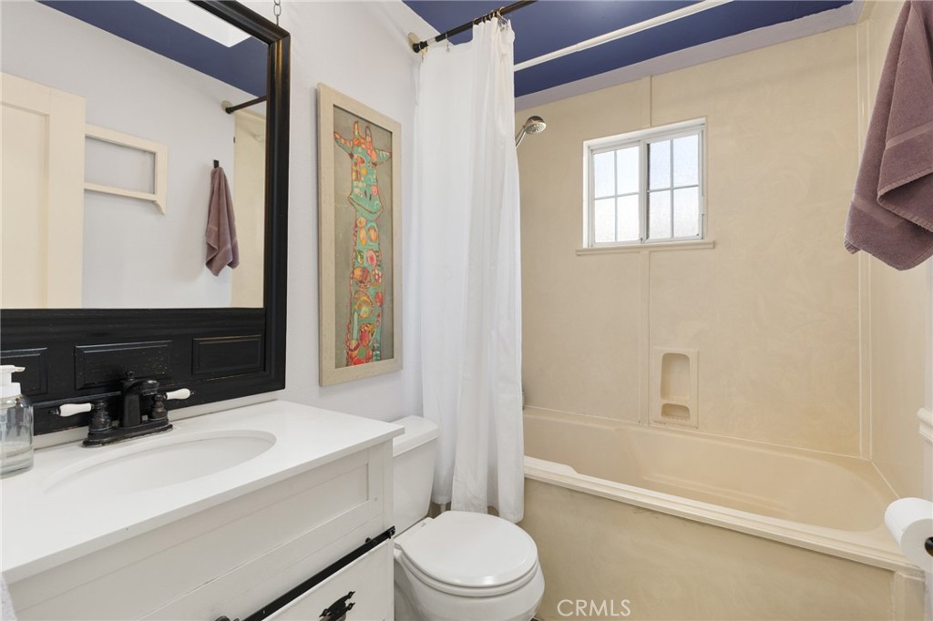 1513 Warner Property Photo 19