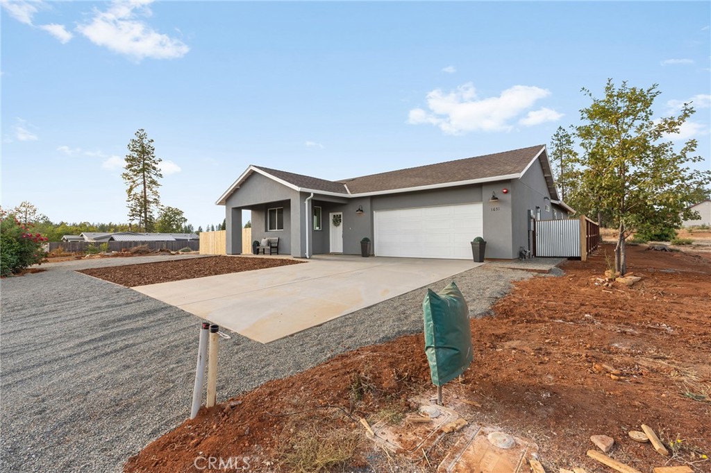 1651 Timber Lane Property Photo 3
