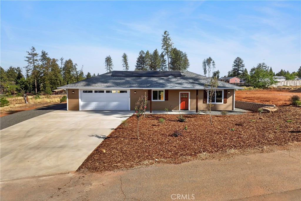 1439 Powell Property Photo 3