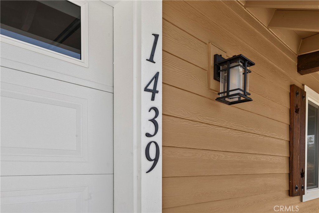 1439 Powell Property Photo 6