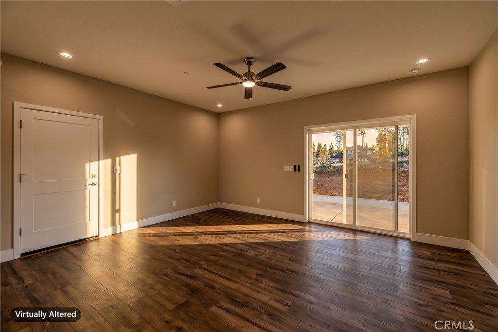 1439 Powell Property Photo 10