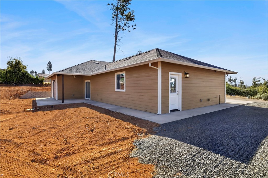 1439 Powell Property Photo 47