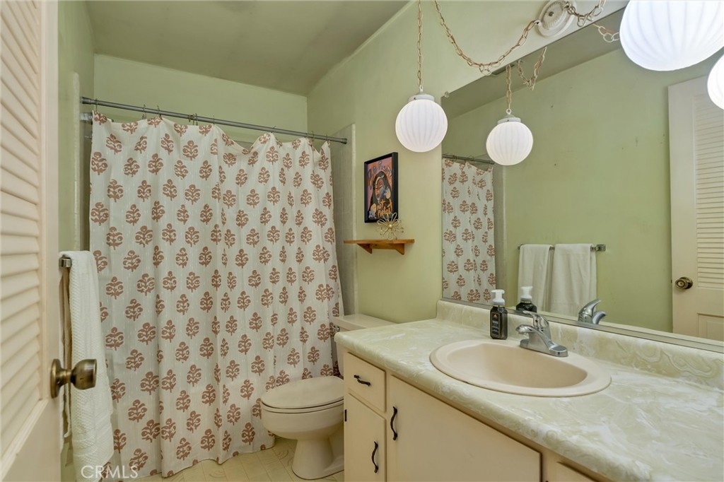 1082 Filbert Avenue Property Photo 23
