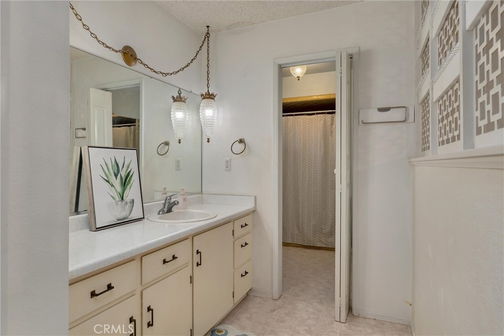 1082 Filbert Avenue Property Photo 26