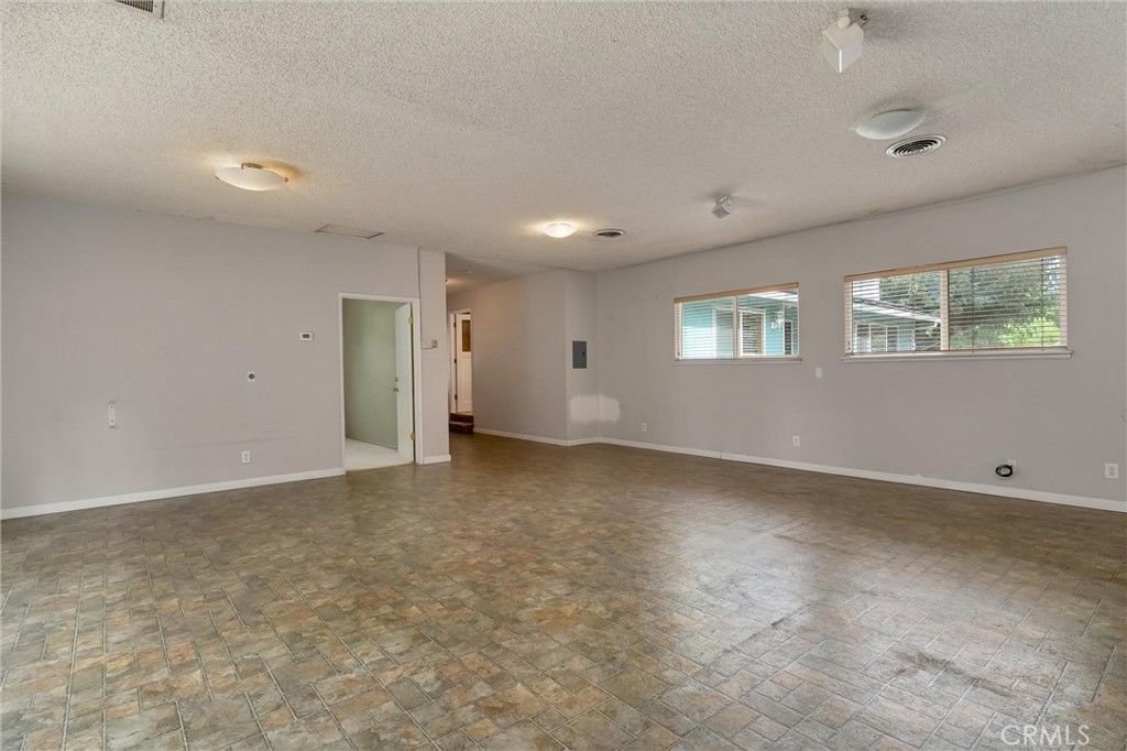 1082 Filbert Avenue Property Photo 35