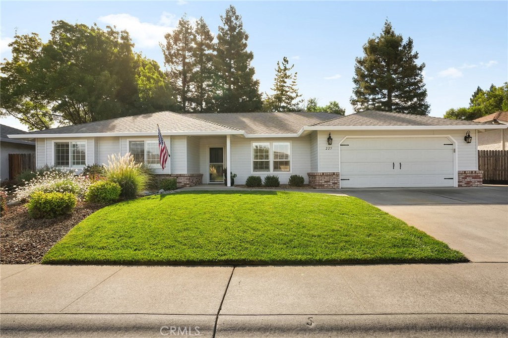 225 Silver Lake Drive Property Photo 1