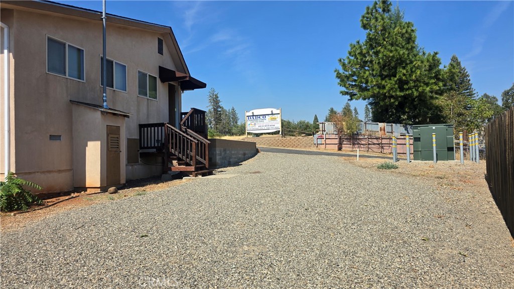 5610 Skyway Property Photo 8