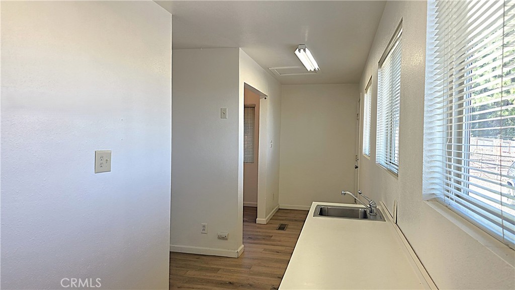 5610 Skyway Property Photo 16
