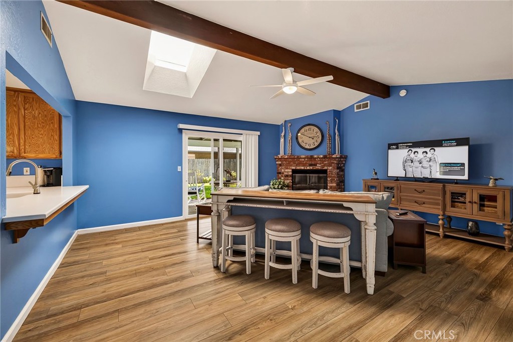 177 Yellowstone Property Photo 6