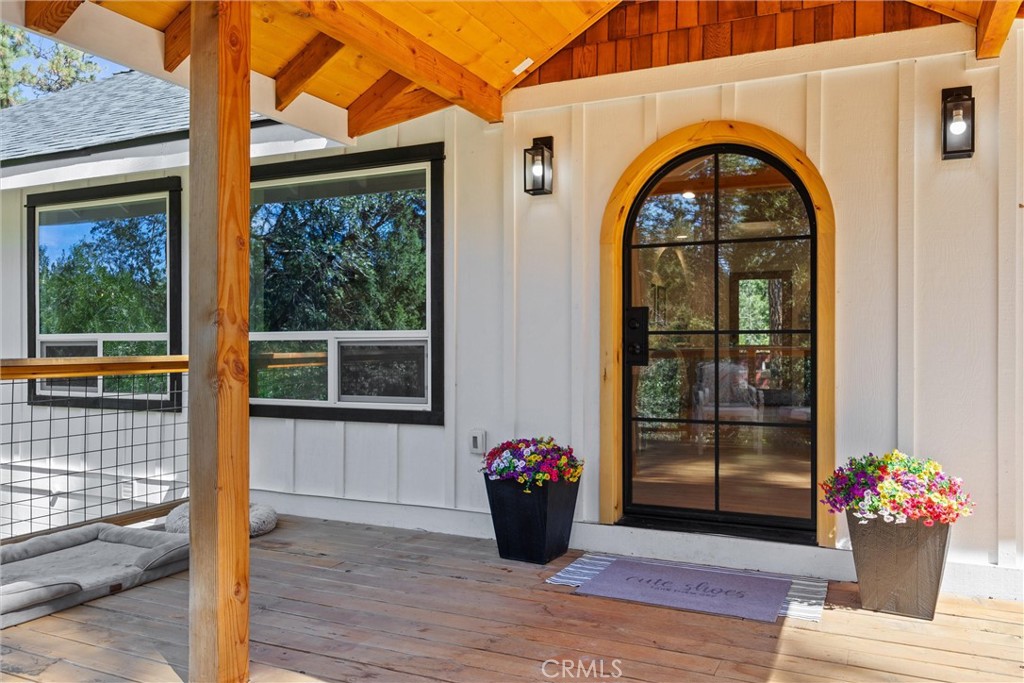 535 Hillside Property Photo 5