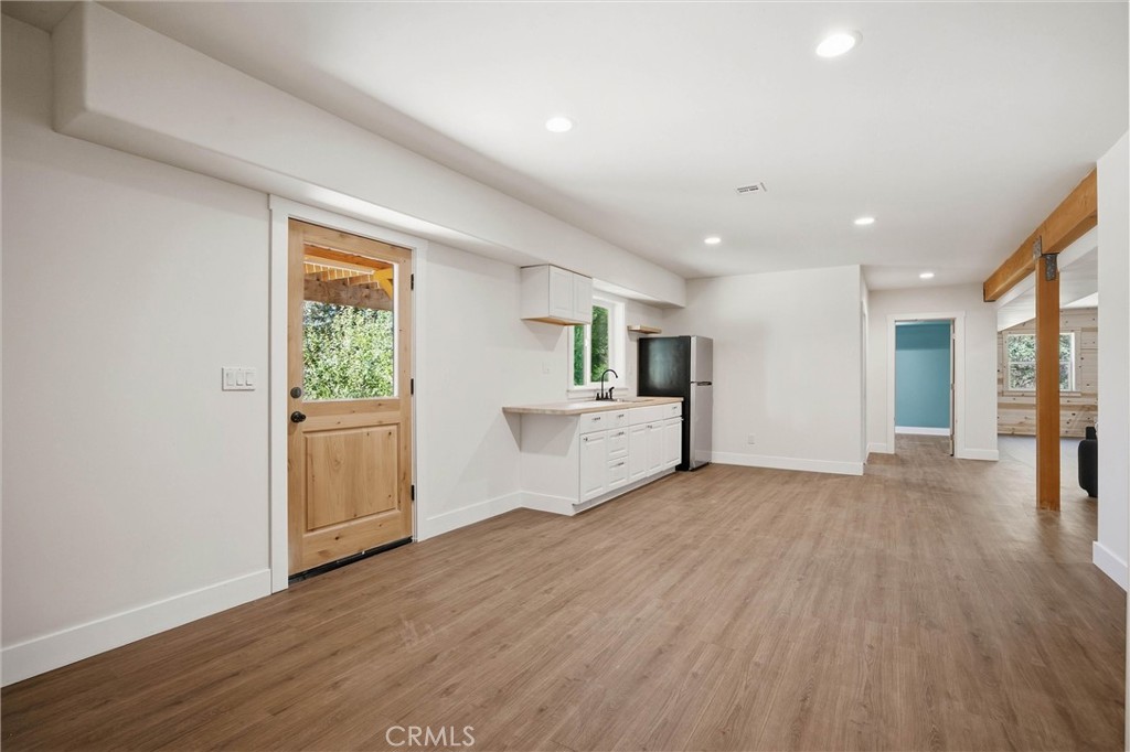 535 Hillside Property Photo 29