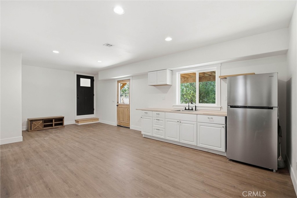 535 Hillside Property Photo 30