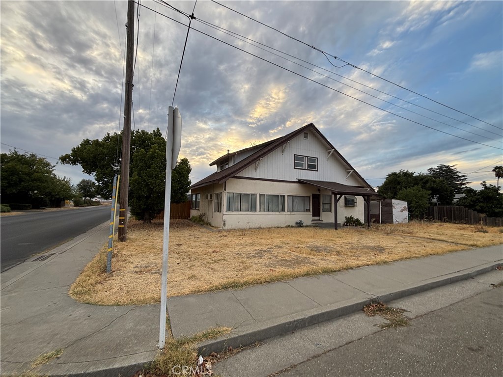 434 8th Street Property Photo 1