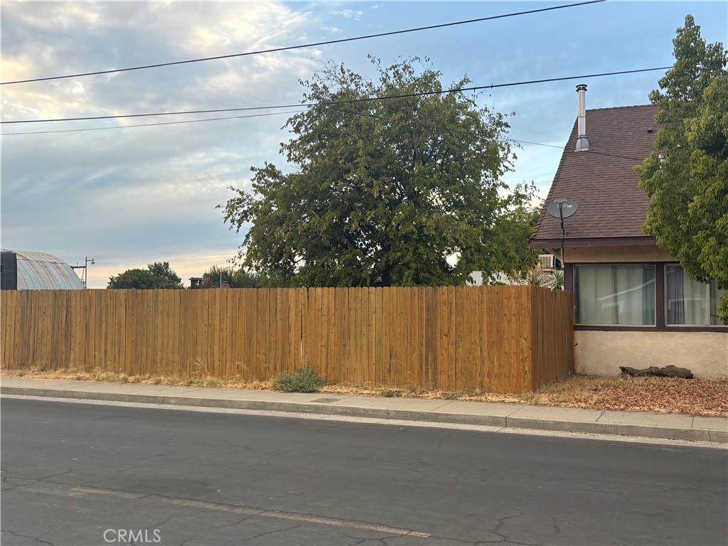 434 8th Street Property Photo 3