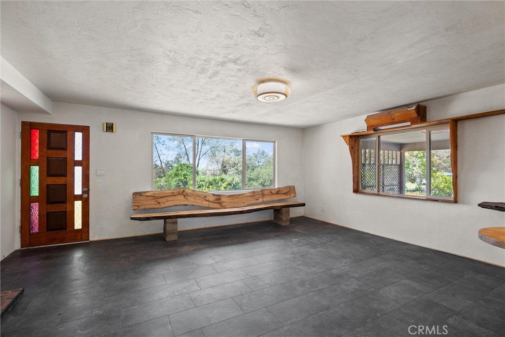 4508 Olive Highway Property Photo 4