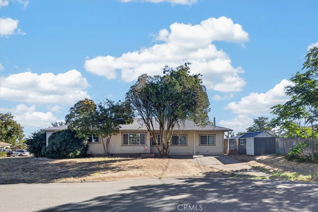 1635 Alvord Place Property Photo 1