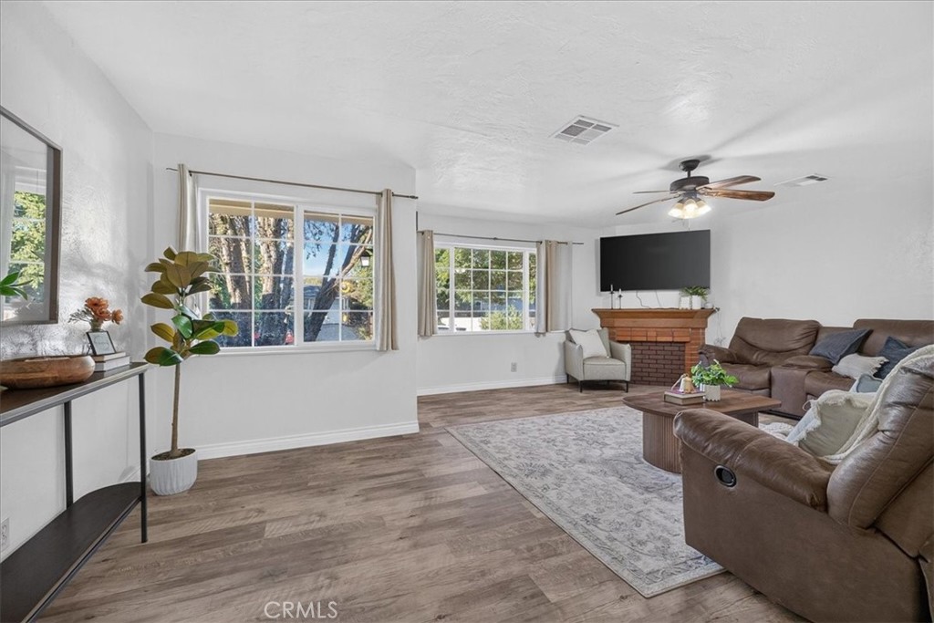 1635 Alvord Place Property Photo 11