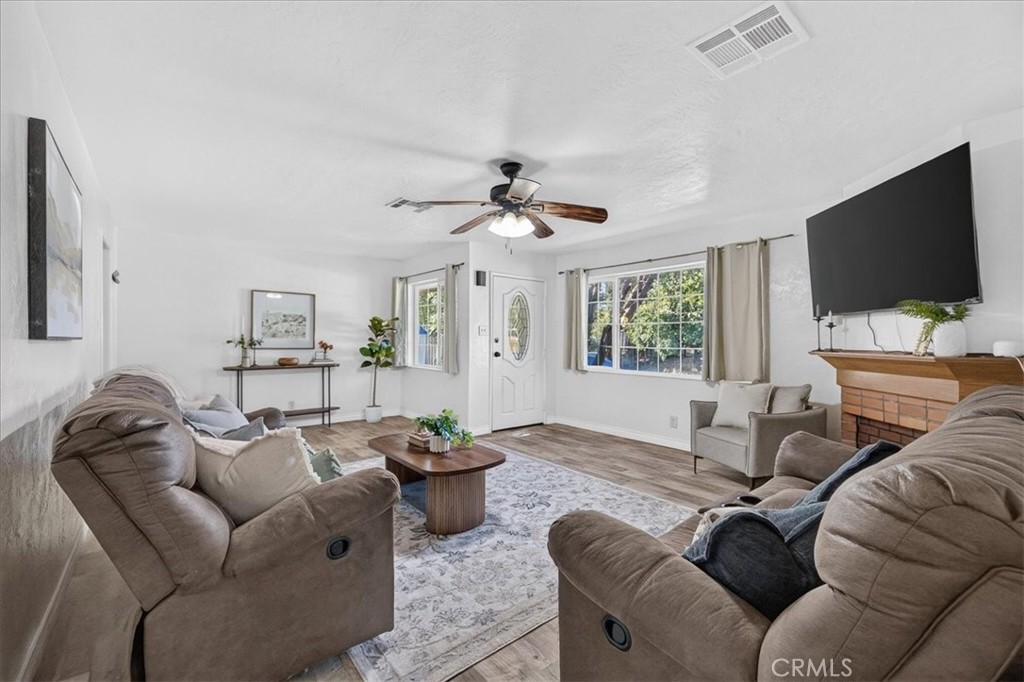 1635 Alvord Place Property Photo 12