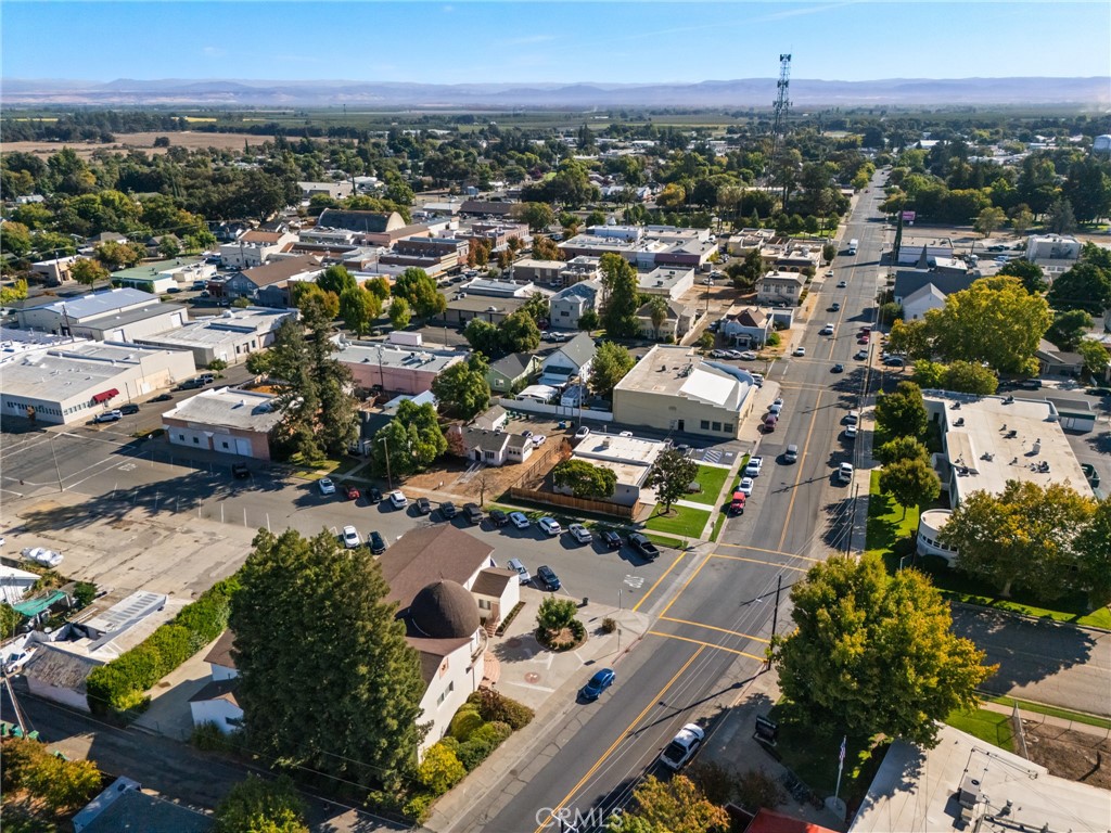 1200 Sycamore Street Property Photo 10