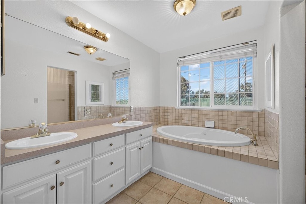 6838 County Road 18 Property Photo 25