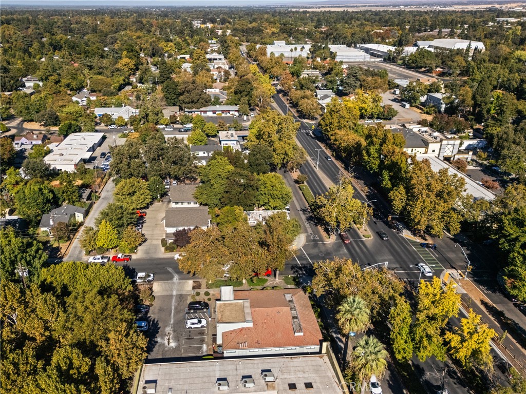 1665 Esplanade Property Photo 9