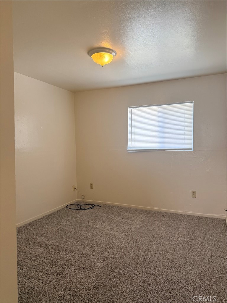 885 E 7th Avenue Property Photo 7