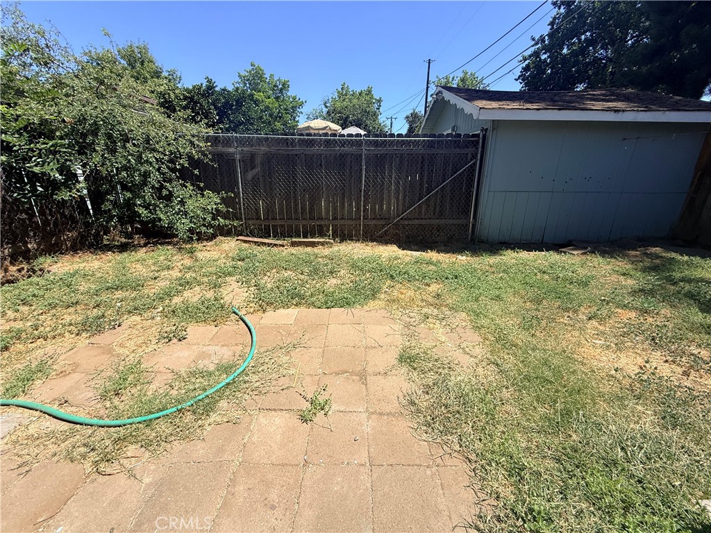885 E 7th Avenue Property Photo 15