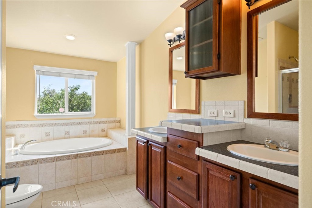 23551 Carona Avenue Property Photo 43