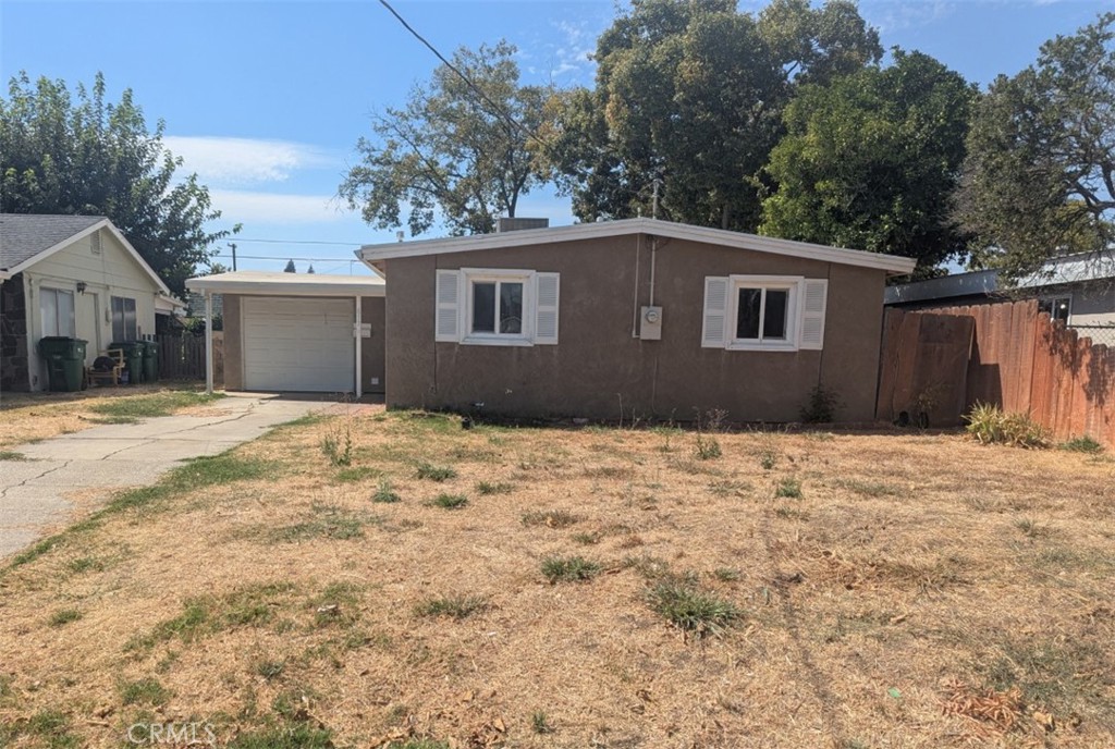 613 S Murdock Property Photo 2