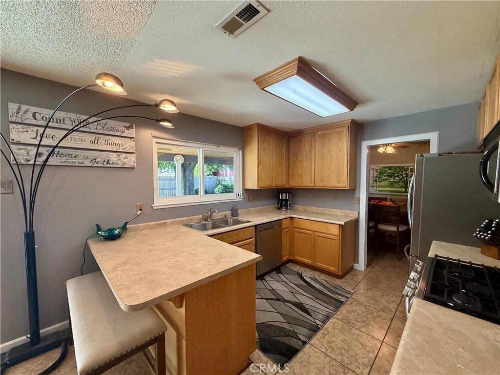 839 Crestwood Way Property Photo 7