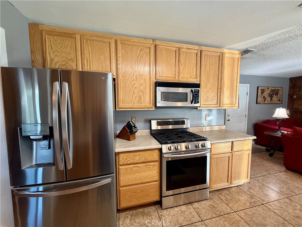 839 Crestwood Way Property Photo 8