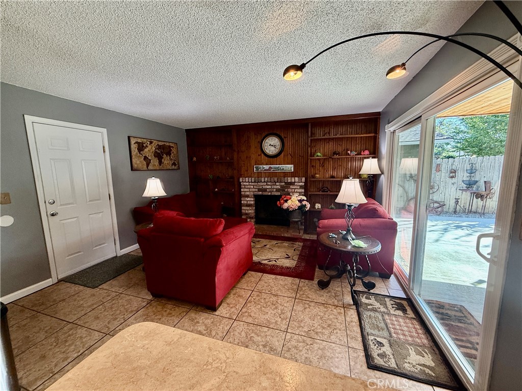 839 Crestwood Way Property Photo 10