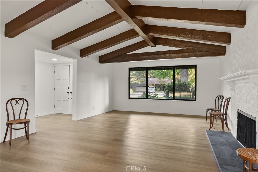 7 Northwood Commons Property Photo 6
