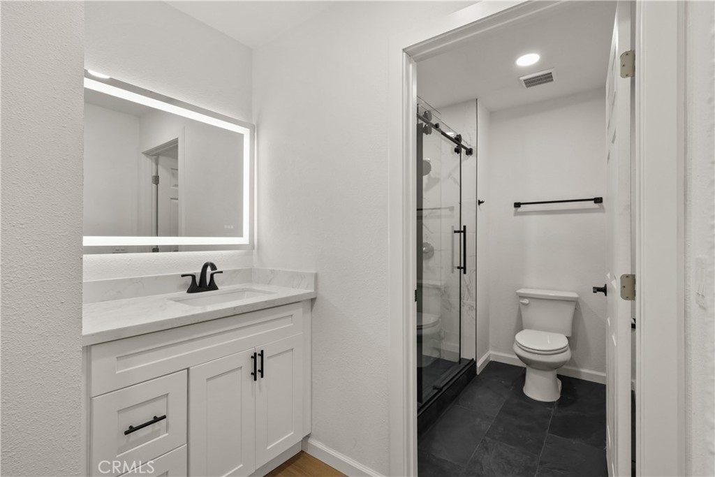 7 Northwood Commons Property Photo 29