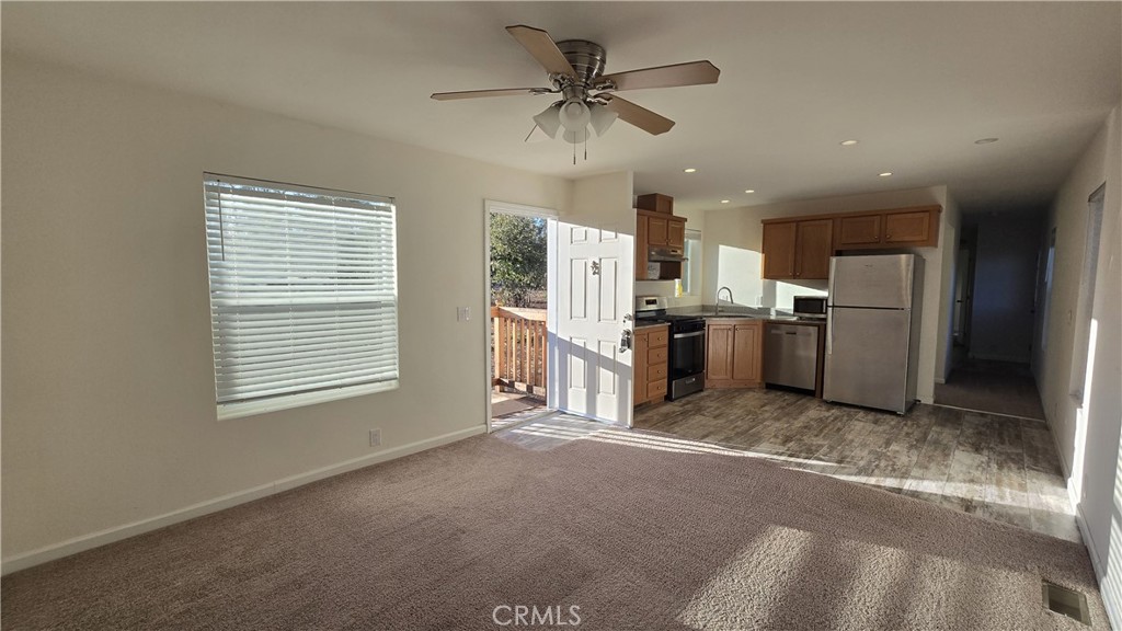 1519 Warren Property Photo 4