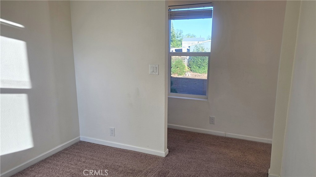 1519 Warren Property Photo 12