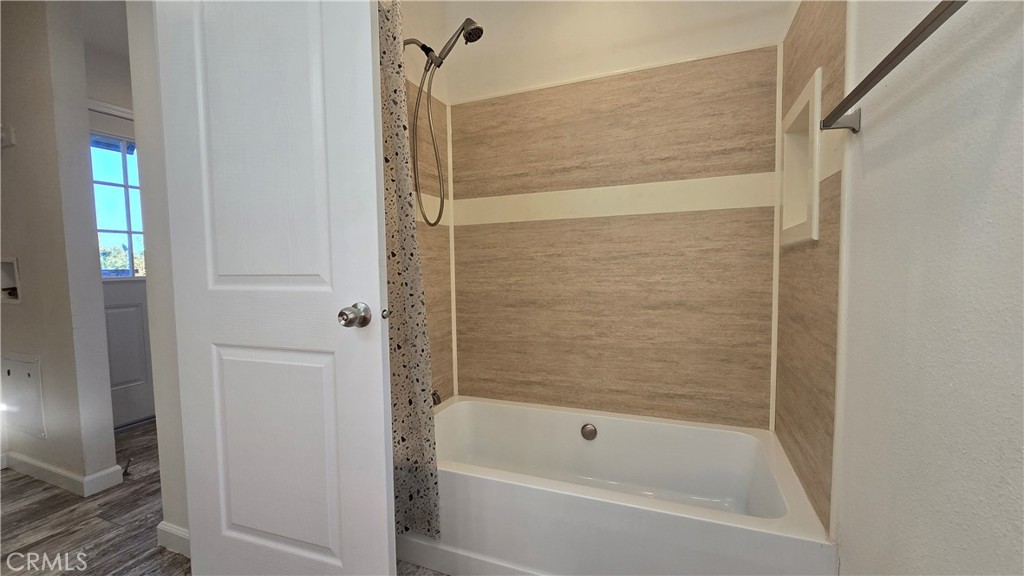 1519 Warren Property Photo 15