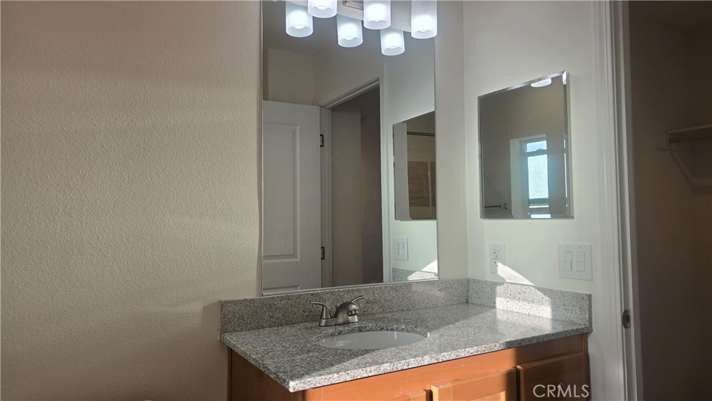 1519 Warren Property Photo 17